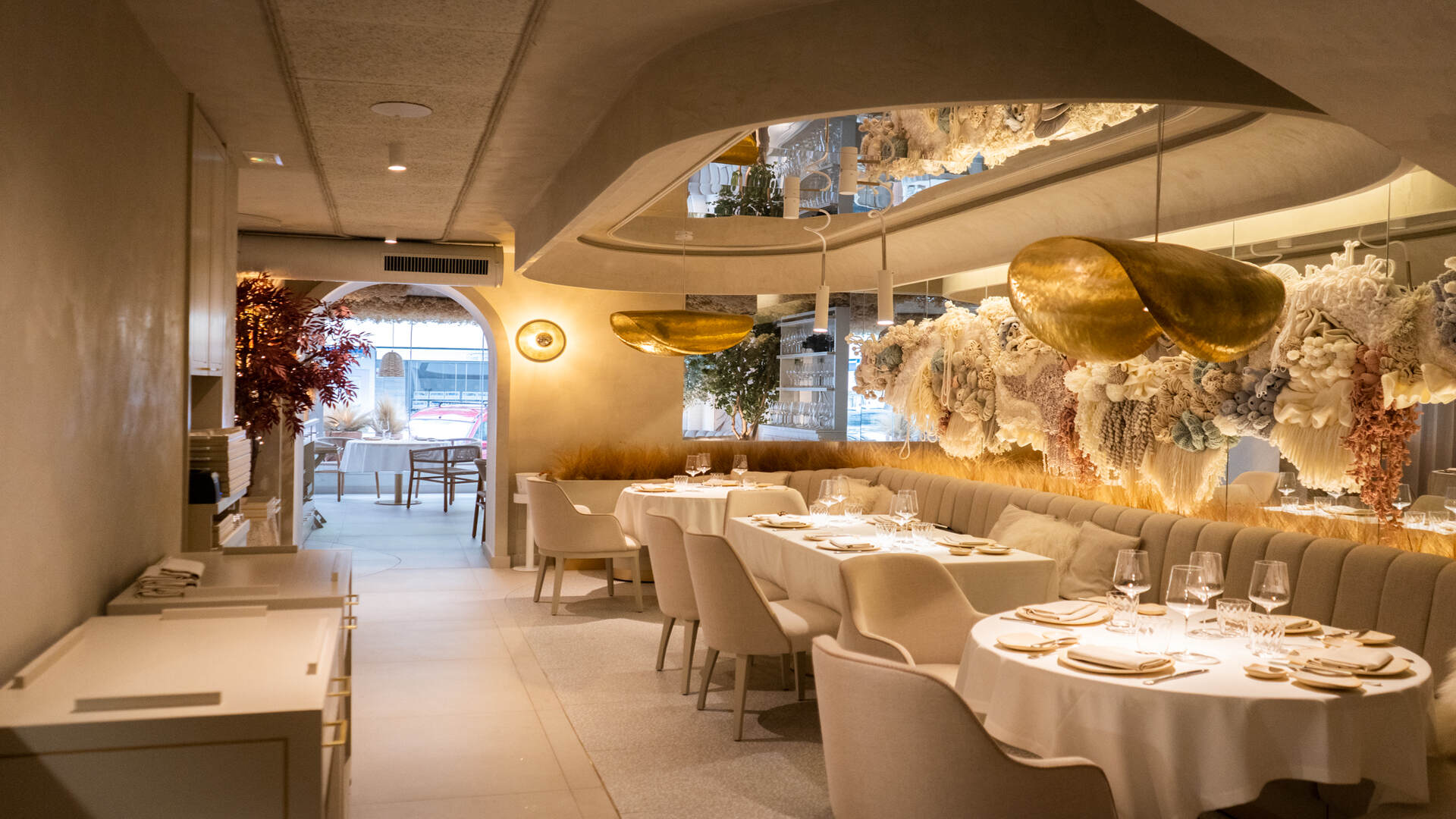 Areia Marbella Image Slider