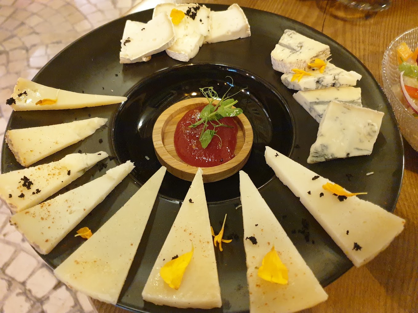 Marbslifesytle image slide