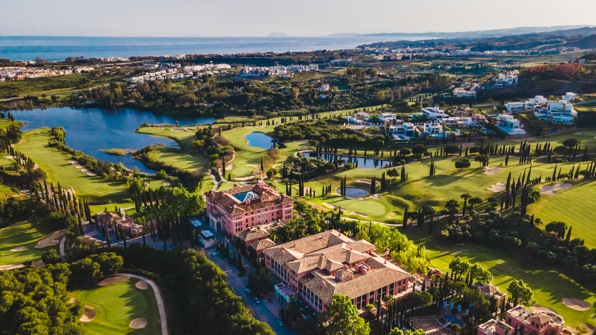 Anantara website
