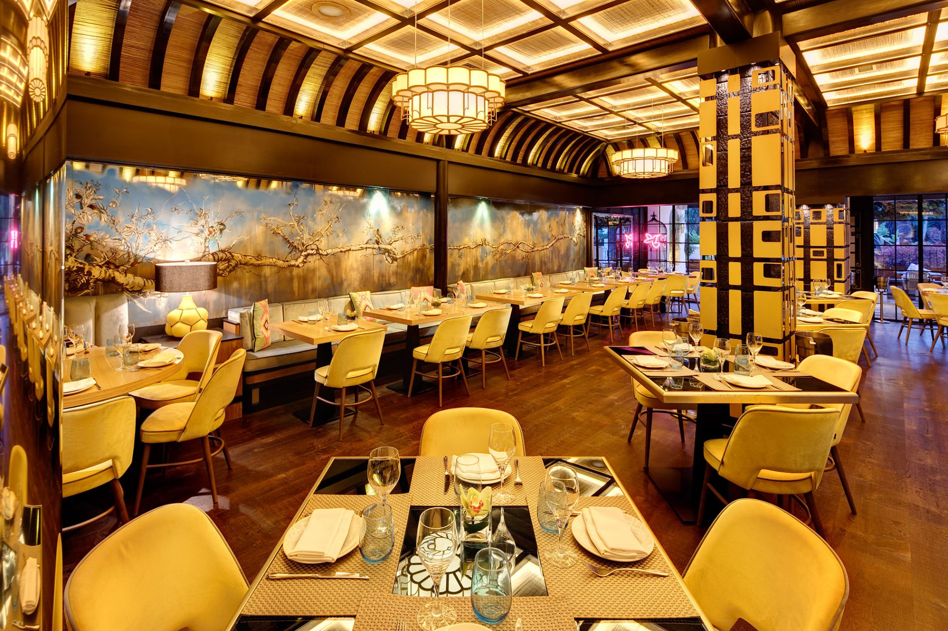 marbslifestyle New Tai Pan Marbella in Puente Romano