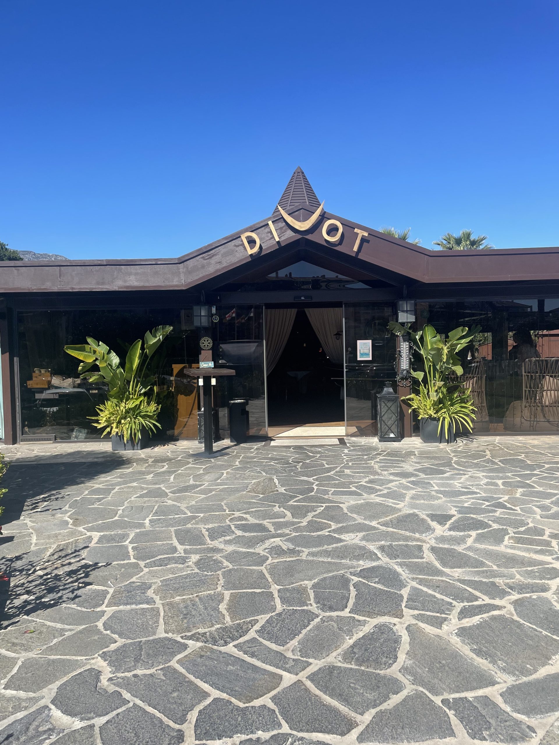 Divôt gallery image 12