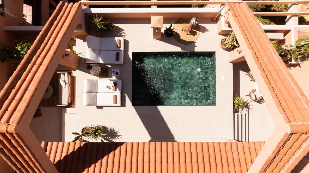 Experience the height of luxury: top holiday rental apartments in Nueva andalucia, Marbella