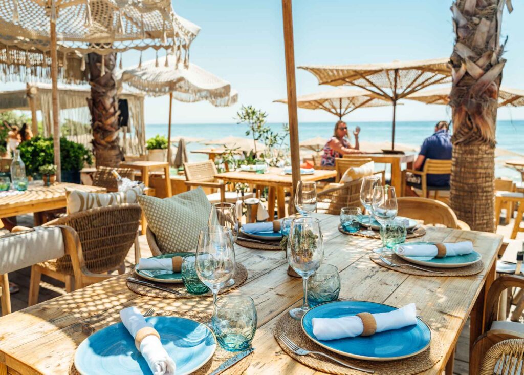 Beach & Pool Clubs