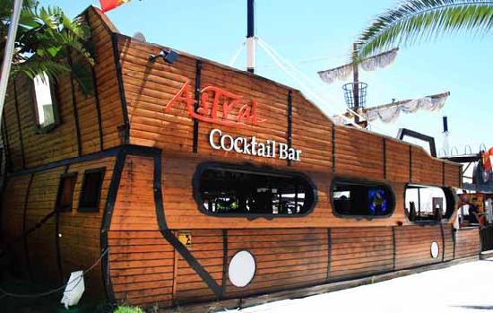 Astral Bar Coctelería