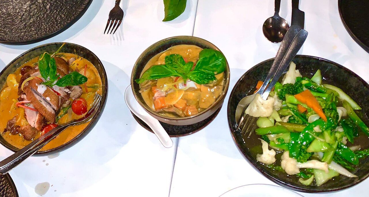 Naga Thai Marbella image slider image