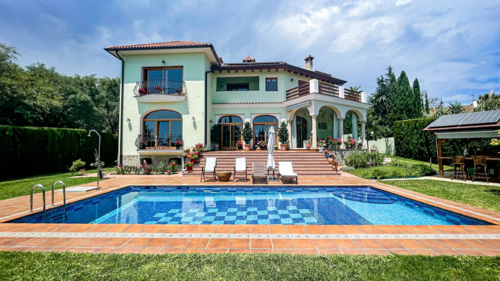 Villa Cristallo Holiday Rental | El Rosario