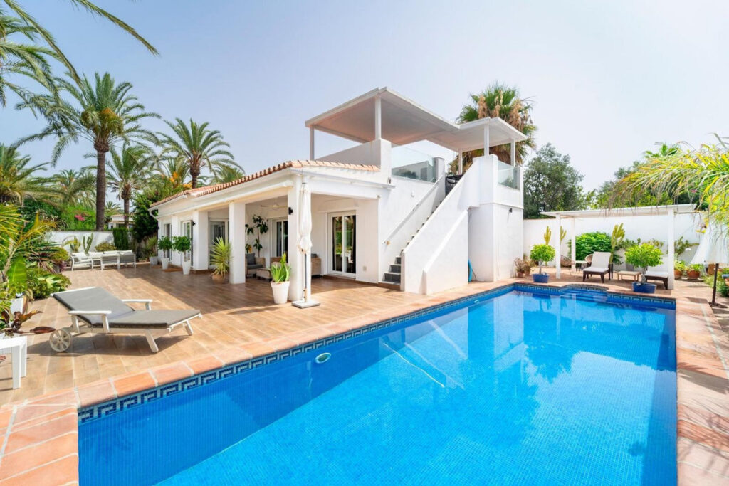 Villa Capolavoro Holiday Rental in Marbesa