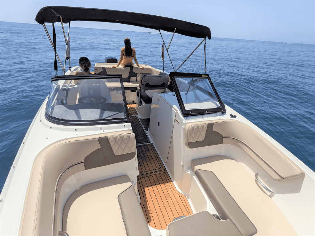 Bayliner VR6