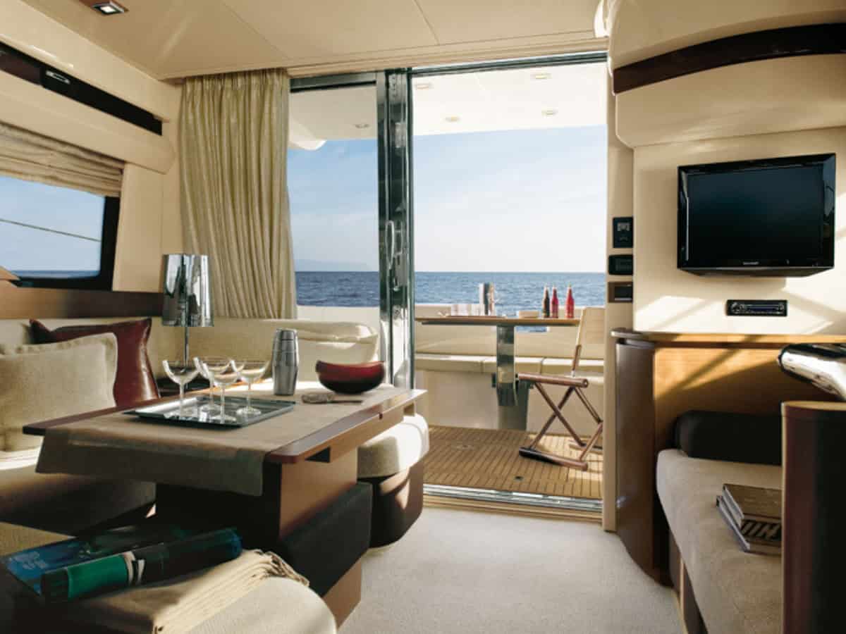 Azimut 43