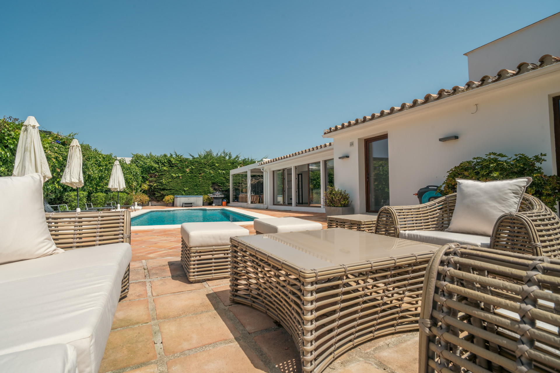 Villa in San Pedro de Alcantara, San Pedro Playa - 437-00247P
