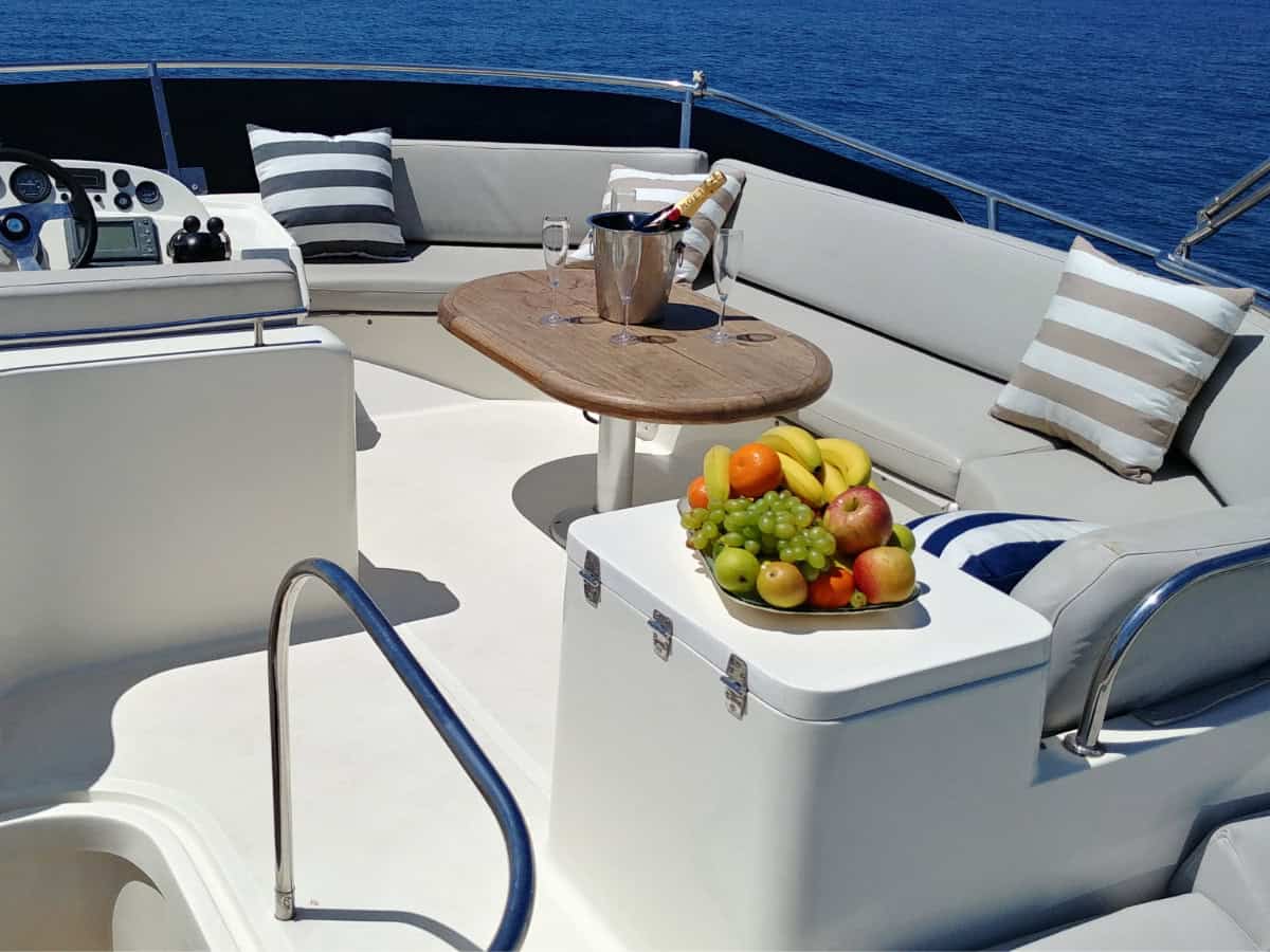 Rodman Flybridge 44