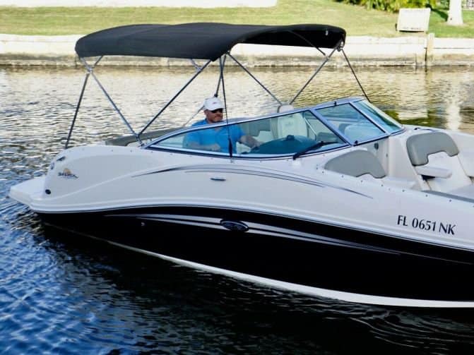 Sea Ray Sundeck 260
