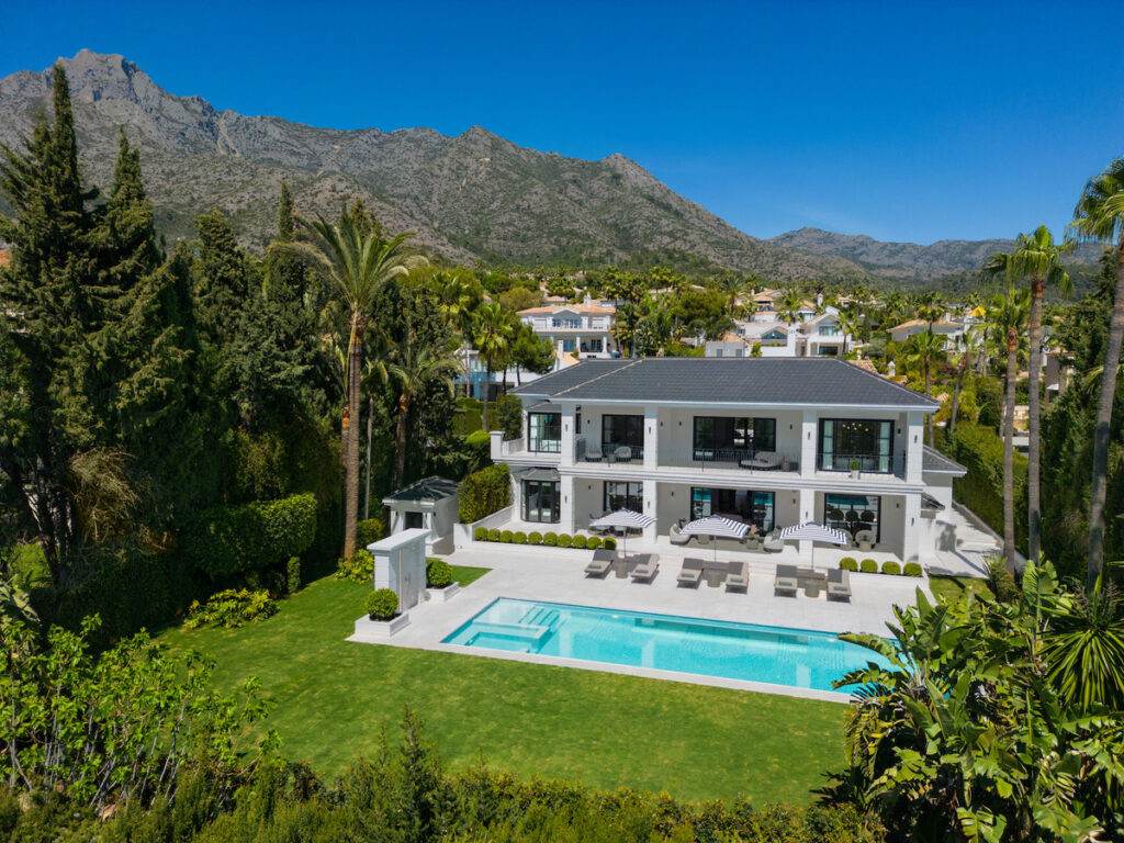 Sierra Blanca Villa for 12 with Sea and Mountain Views