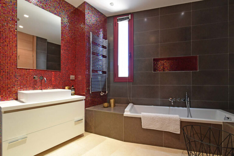 Seven-Bedroom Villa in Nueva Andalucía