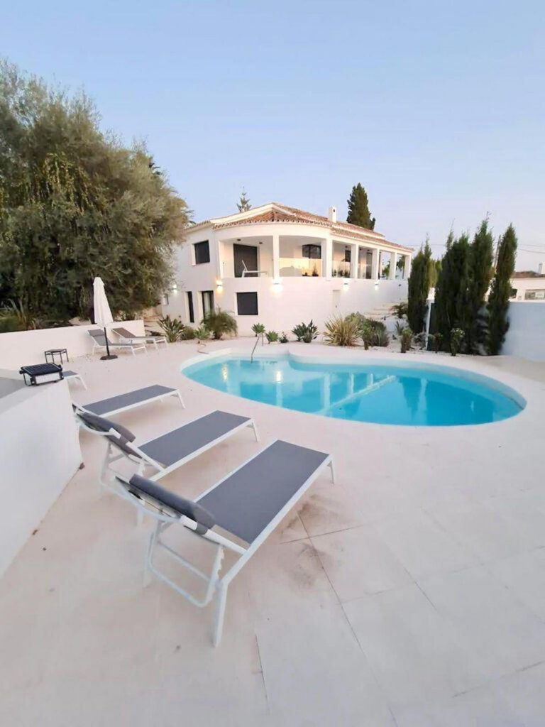 Five-Bedroom Villa in El Rosario