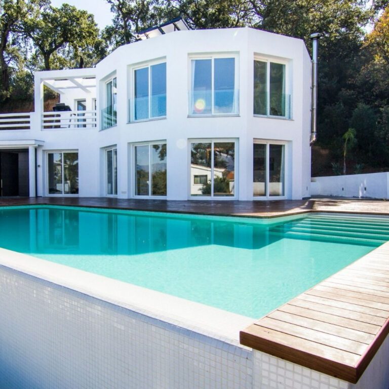 Contemporary Villa in Ojén with Sea Views