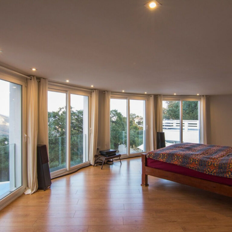 Contemporary Villa in Ojén with Sea Views