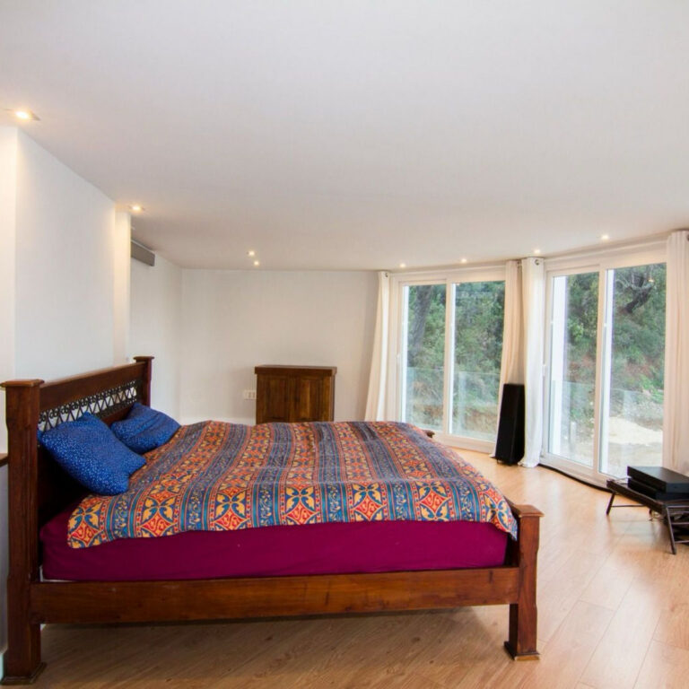Contemporary Villa in Ojén with Sea Views