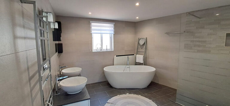 3-Bedroom Villa in Buenas Noches, Estepona