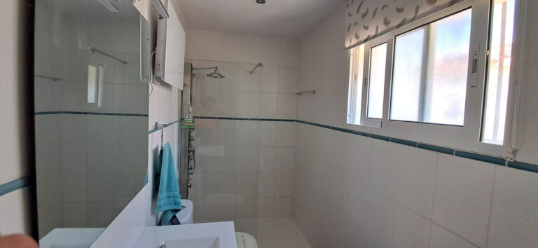 3-Bedroom Villa in Buenas Noches, Estepona