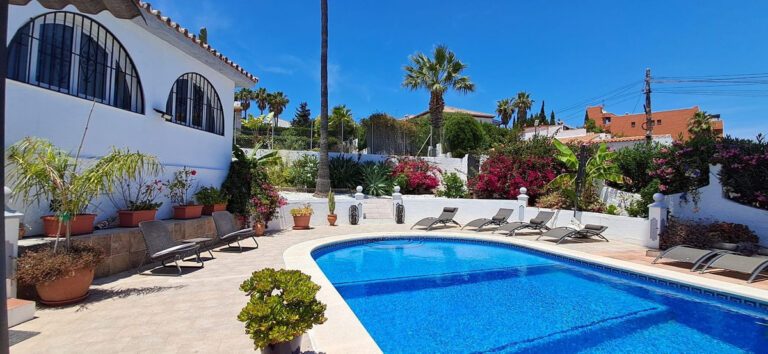 3-Bedroom Villa in Buenas Noches, Estepona