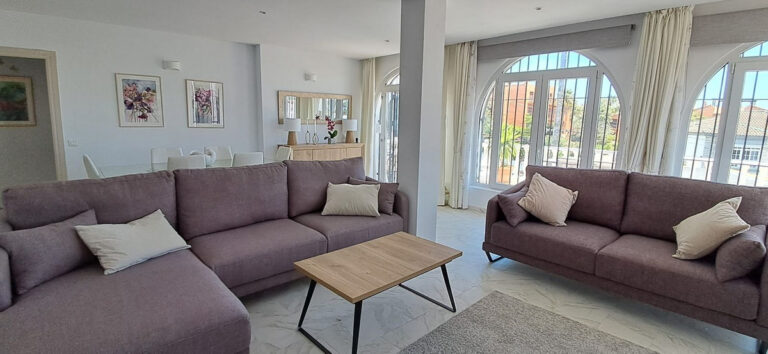 3-Bedroom Villa in Buenas Noches, Estepona