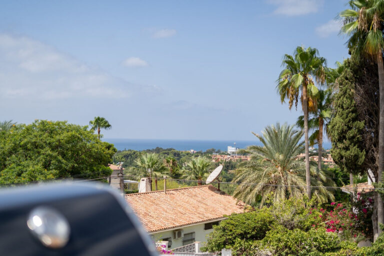 Four-Bedroom Villa in Elviria with Sea Views