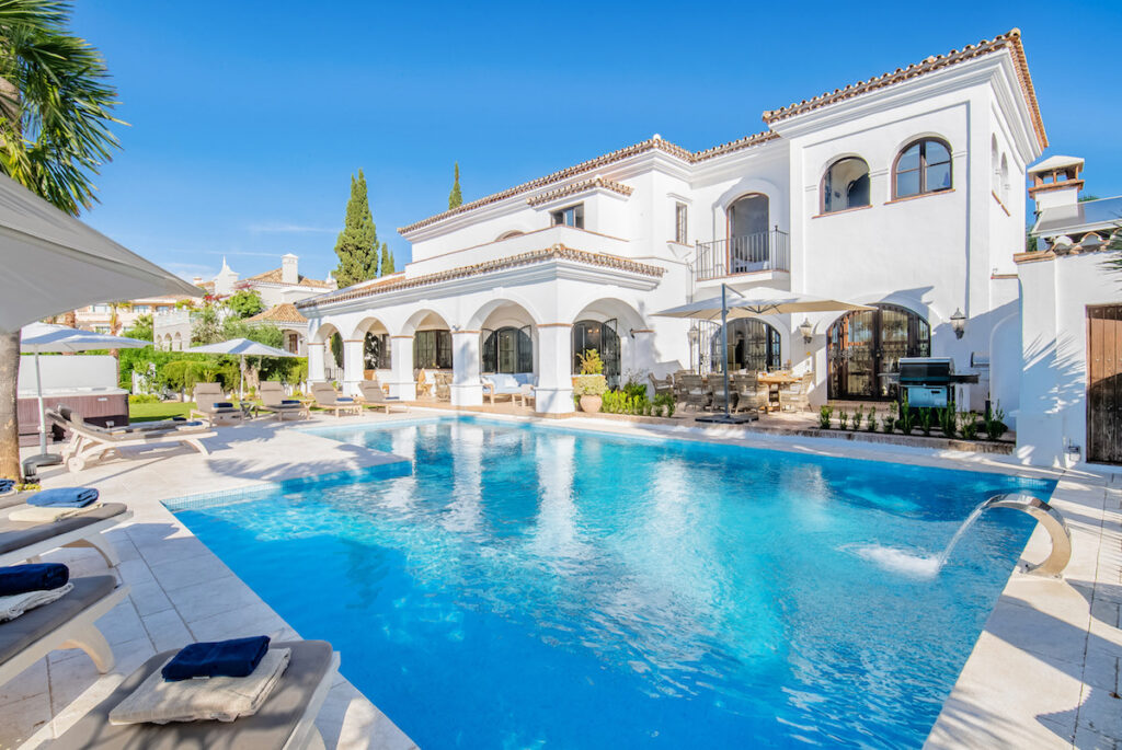 Six-Bedroom Villa with Sea Views in Elviria
