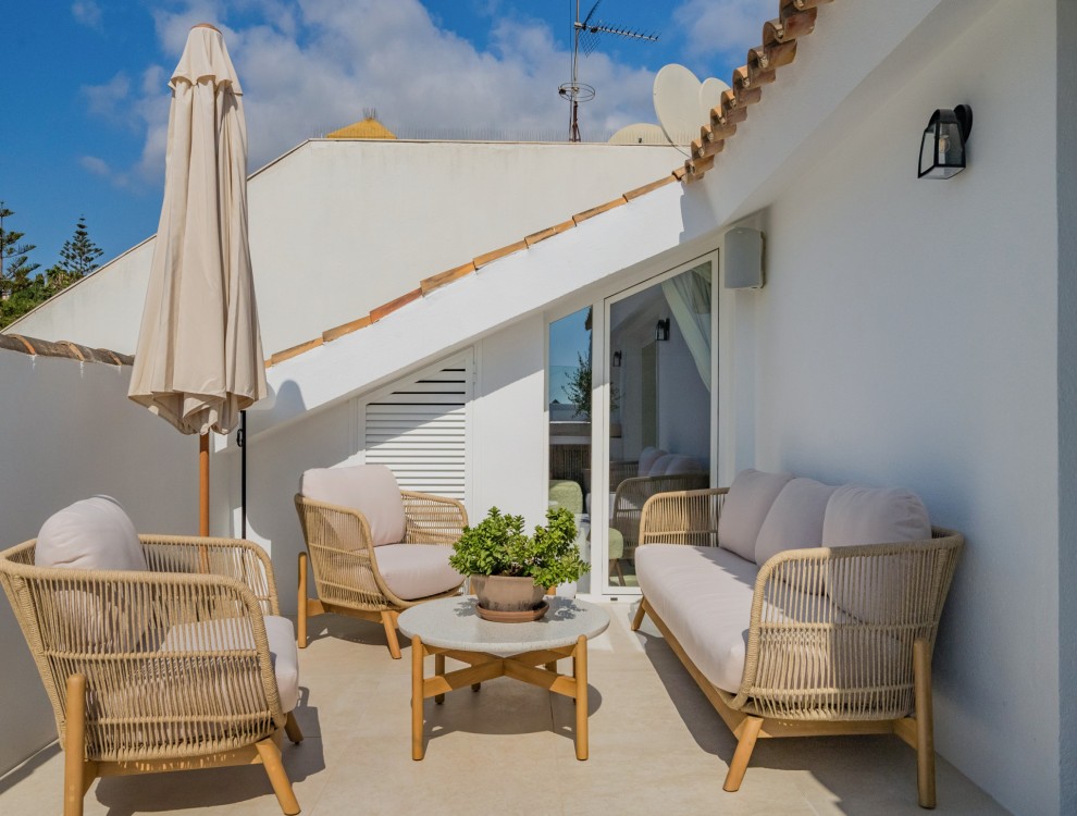 Luxury Paradise: Spectacular 5-Bedroom Penthouse in Marbella’s Golden Mile, Boasting Breathtaking Mediterranean Views