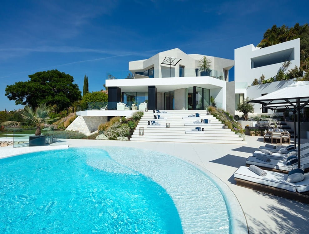 Luxury Contemporary Villa La Toca with Pool, Cinema and Breathtaking Views