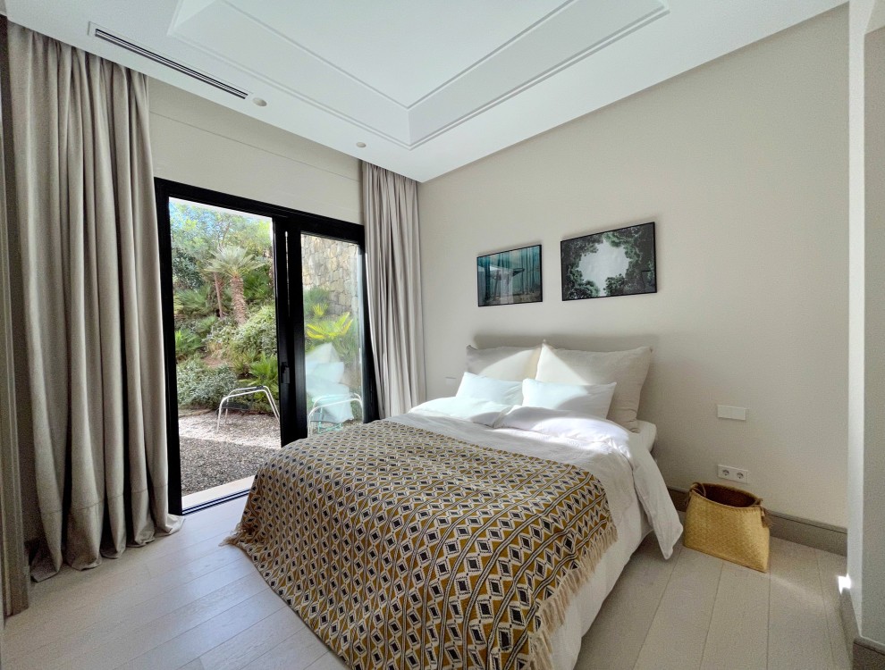 Stunning luxury villa with panoramic views in El Paraiso Alto- Villa Mahi, Estepona