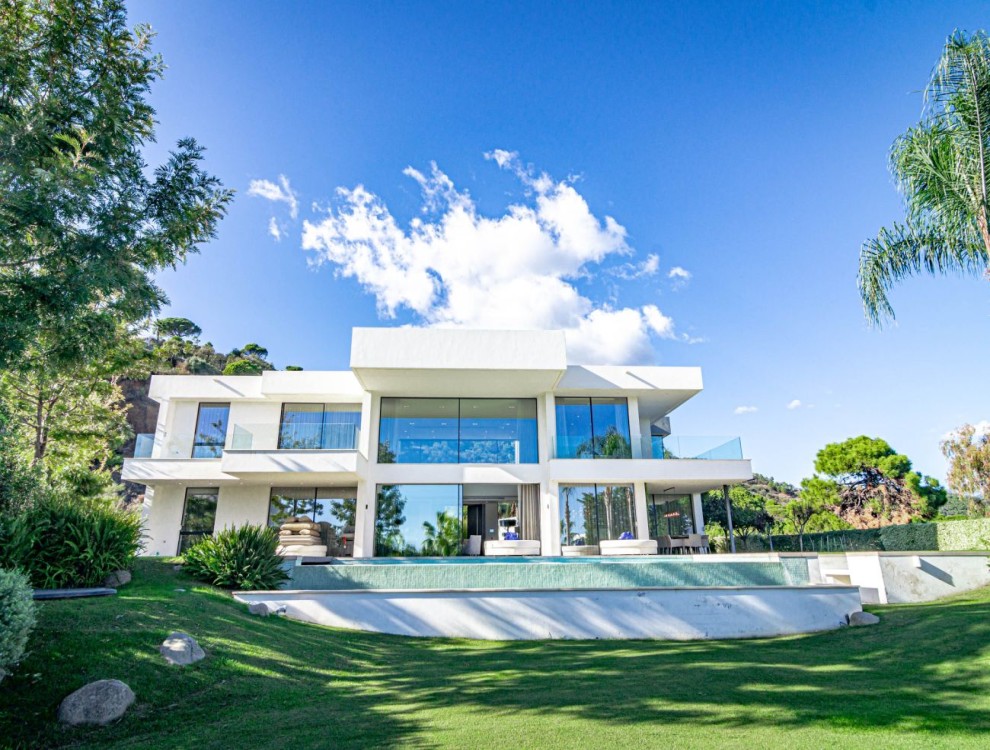 Luxurious Living in Gated Villa Community, Marbella El Madronal- Villa Benahavis
