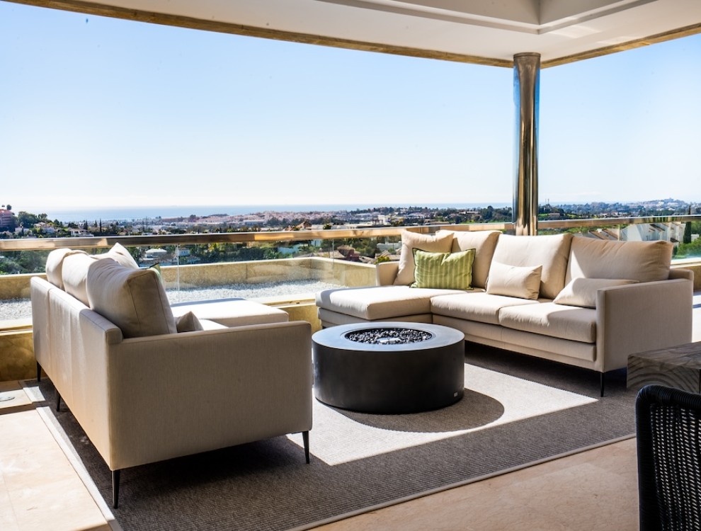 Luxurious Arrayanes Penthouse in Nueva Andalucia, Marbella – Duplex with Stunning Views
