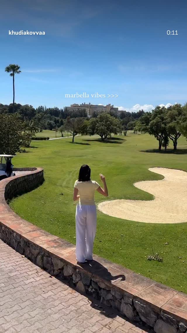 @kayenamarbella Instagram image