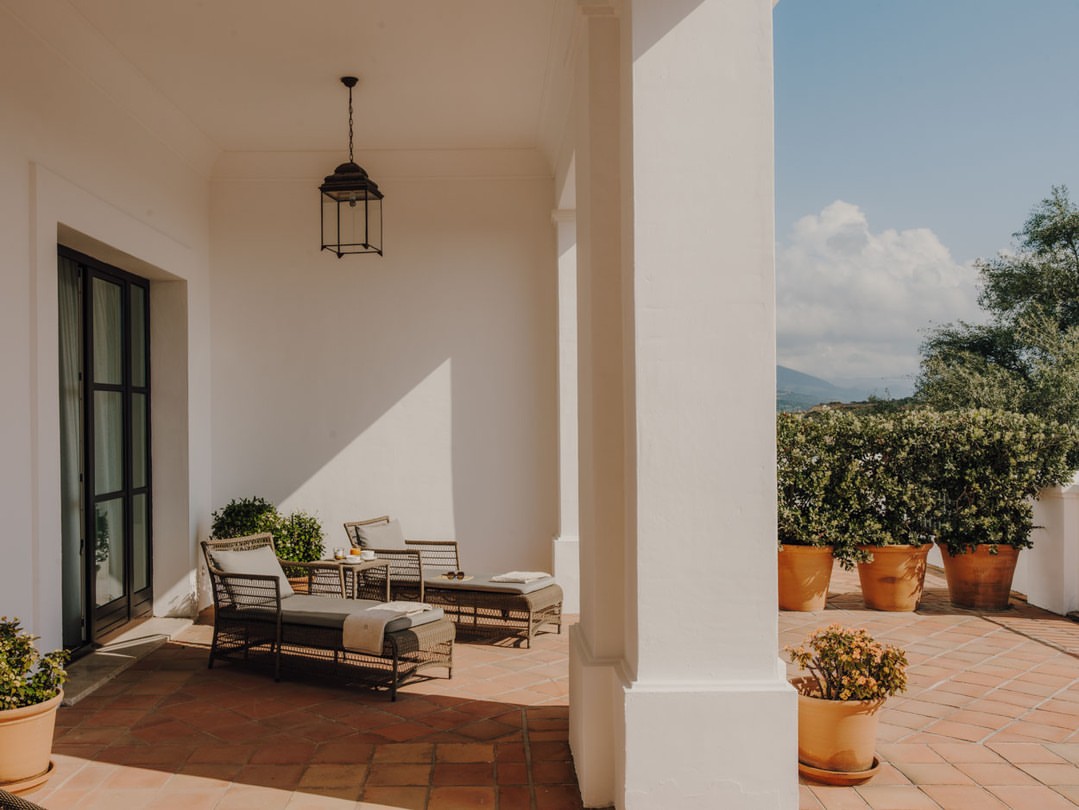 Sun on your skin, nowhere else to be. - El sol sobre la piel, sin prisa por estar en otro lugar. #VeranoEnCortesin