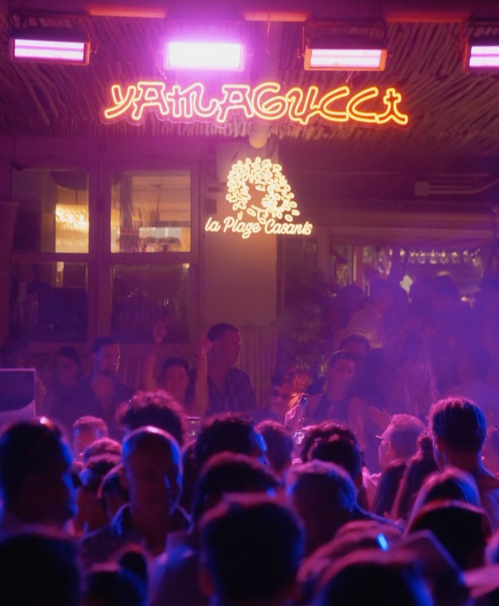 We’ll let the photos do the talking. But just so you know @yamagucci_music had La Plage going crazy until the sun went down last Sunday. Next one’s tomorrow. See you there. 🌅 #laplagecasanis #beachclubmarbella #marbella #casanisgroup
