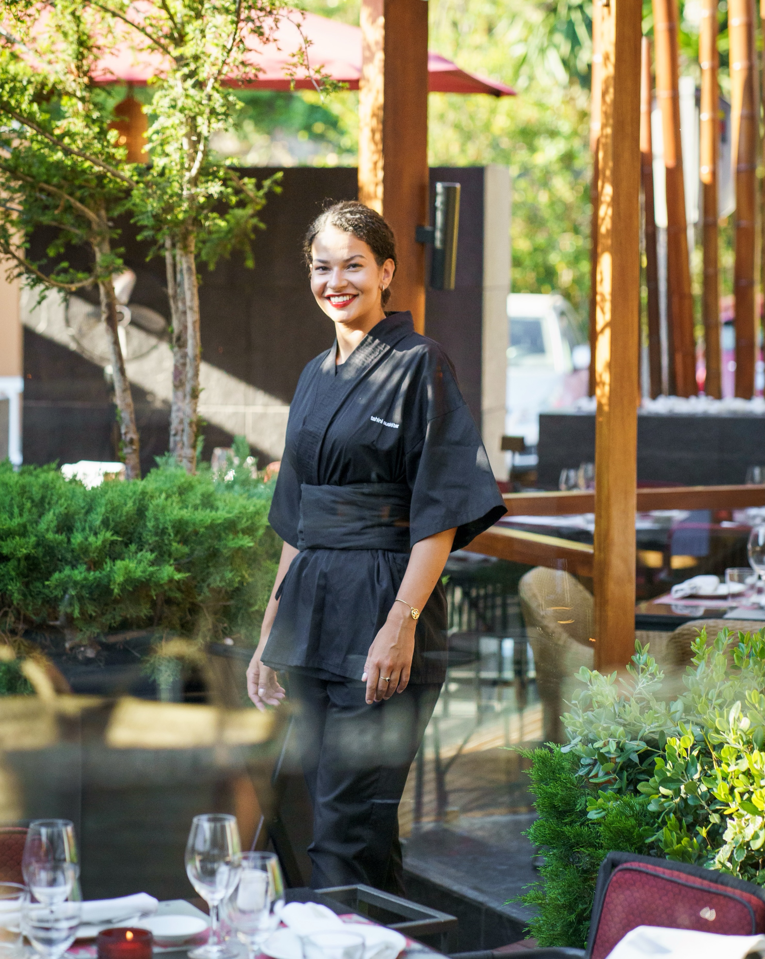 At Tahini, you can now enjoy our non-stop kitchen every day from 2 pm to 11 pm. Top-quality sushi, cocktails, and open-air dining come together on a terrace inspired by Japanese aesthetics. Book through our website or by phone - we’ll be delighted to welcome you. — En Tahini ahora puedes disfrutar de nuestra cocina non stop de 14h a 23h todos los días. Sushi de la mejor calidad, cocktails y comidas al aire libre en una terraza inspirada en la estética japonesa. Reserva en nuestra web o por teléfono, estaremos encantados de atenderte.