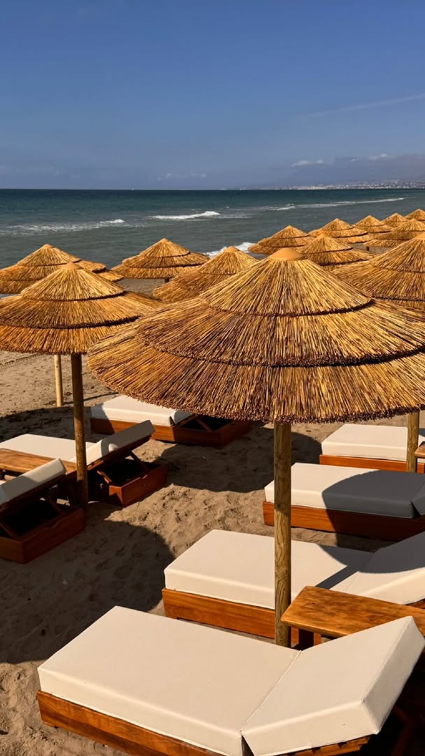 @luumabeachrestaurant Instagram image