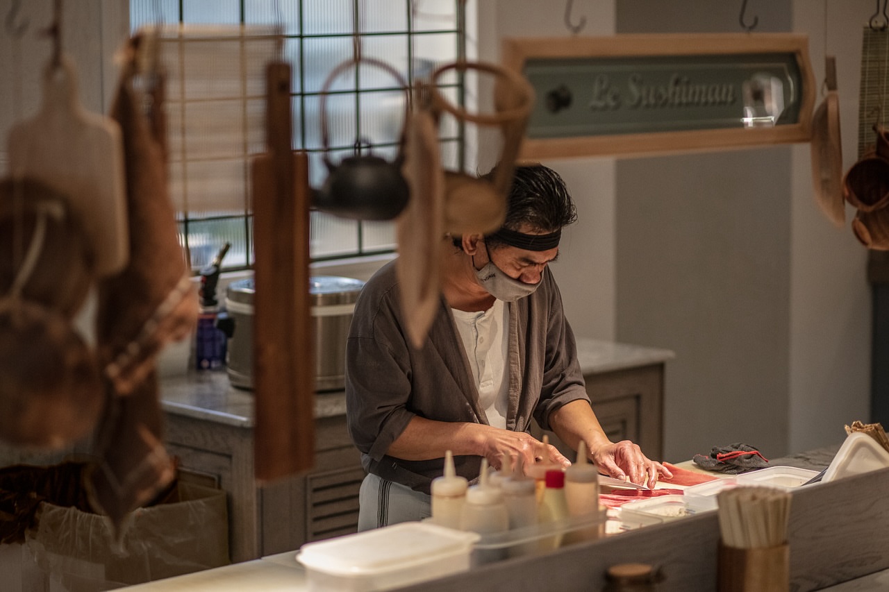 From the hands of our Sushiman to your table. 🍣 Each piece is crafted with care and served with elegance. 🍶 A Japanese touch in the heart of French sophistication. ✨ #SushiExperience #SushiLovers #CraftedToPerfection #FineDiningVibes