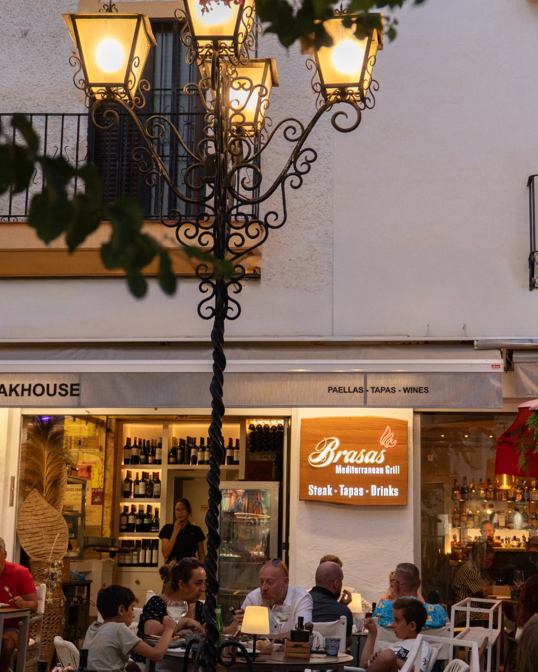 Brasas Marbella Steakhouse, steak, tapas and wine restaurant in Marbella historic center, known for the best charcoal steak in Marbella.